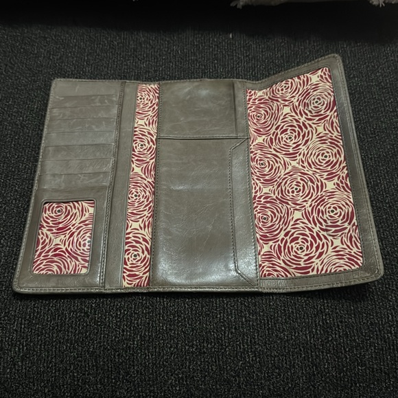 Hobo Sadie - Picture 2 of 4